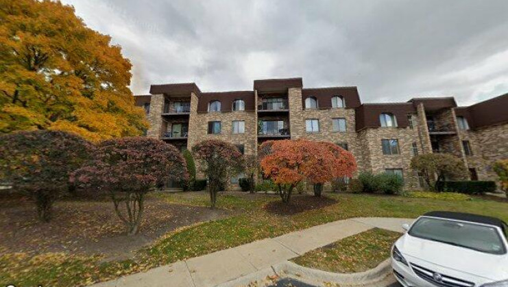 2005 valencia dr apt 205d, northbrook, il 60062