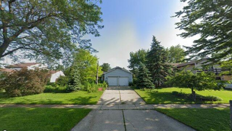 888 bennington dr, crystal lake, il 60014
