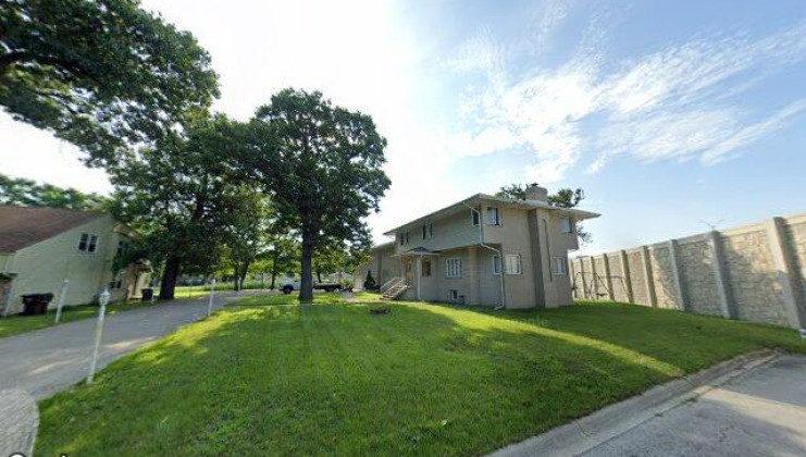 17043 annetta ave, hazel crest, il 60429