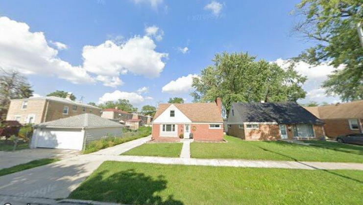 409 hyde park ave, bellwood, il 60104