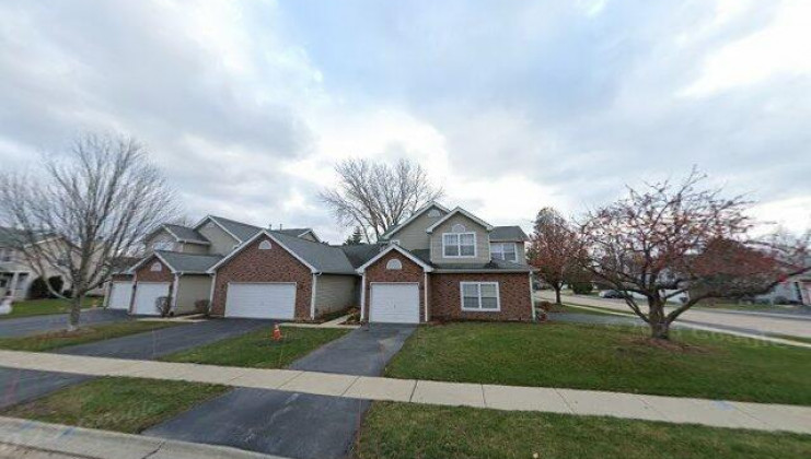 1431 essex st, algonquin, il 60102