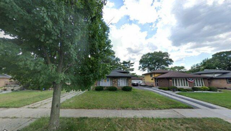 14706 memorial dr, dolton, il 60419