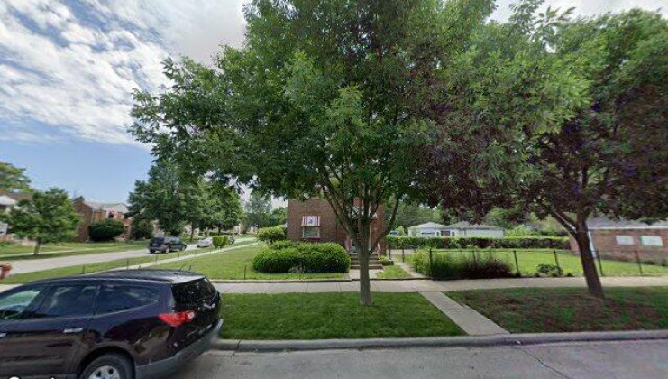 10100 s luella ave, chicago, il 60617