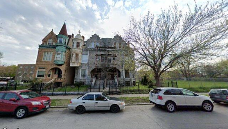 3980 s lake park ave, chicago, il 60653