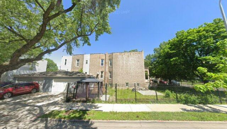 3352 w fulton blvd, chicago, il 60624