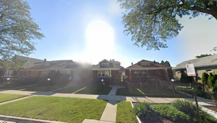 9420 s saint lawrence ave, chicago, il 60619