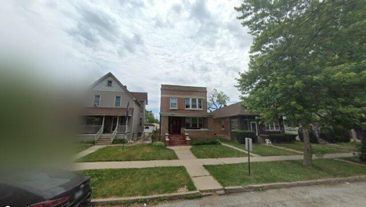 12547 greenwood ave, blue island, il 60406