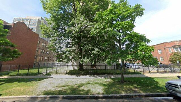 4624 s ellis ave, chicago, il 60653