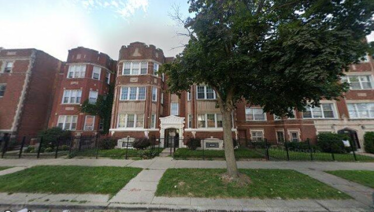 7610 s phillips ave unit 3s, chicago, il 60649