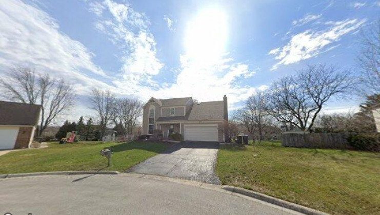 1080 birchbark trl, carol stream, il 60188