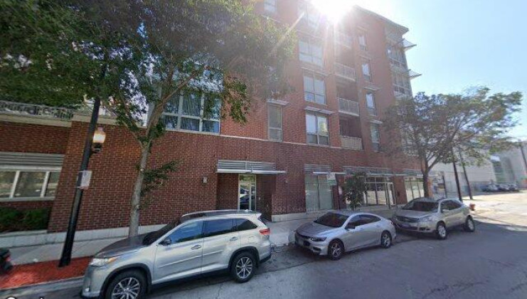 2035 s indiana ave apt 210, chicago, il 60616
