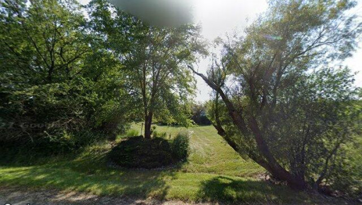 33w141 brewster creek cir, wayne, il 60184