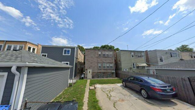 3734 n sawyer ave, chicago, il 60618
