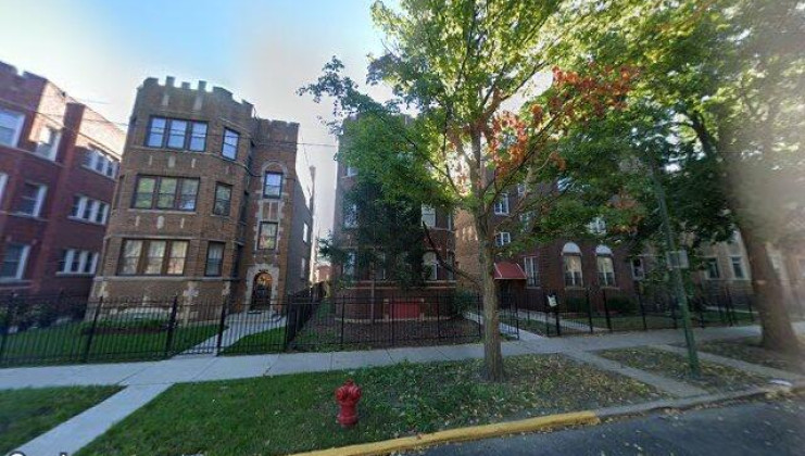 7427 s chappel ave, chicago, il 60649