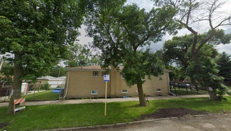 9003 s lowe ave, chicago, il 60620