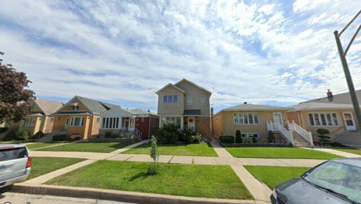 5529 s meade ave, chicago, il 60638