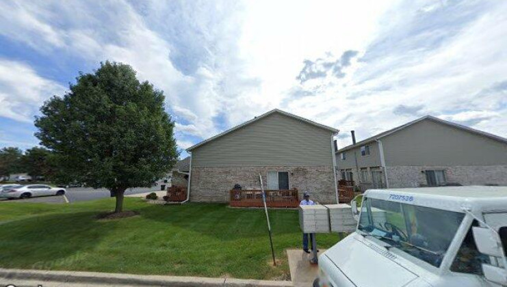 8057 w 82nd st, justice, il 60458