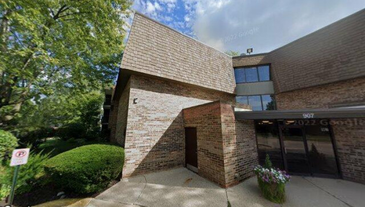 907 s williams st #303, westmont, il 60559