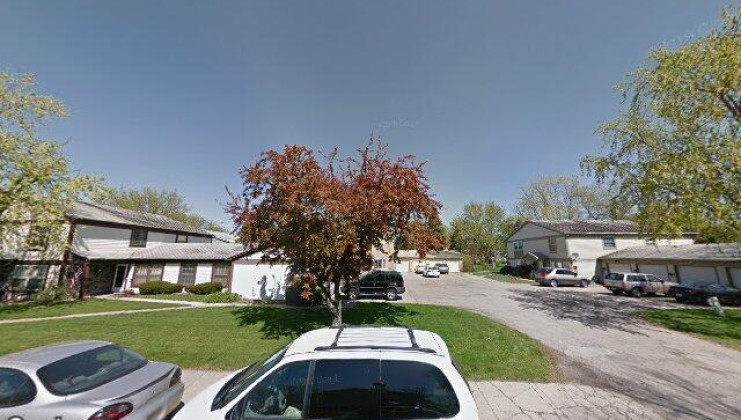 1385 s glen cir apt c, aurora, il 60506
