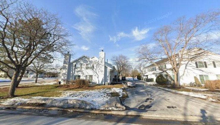 202 butternut ln unit 203, streamwood, il 60107