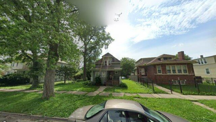 8816 s union ave, chicago, il 60620