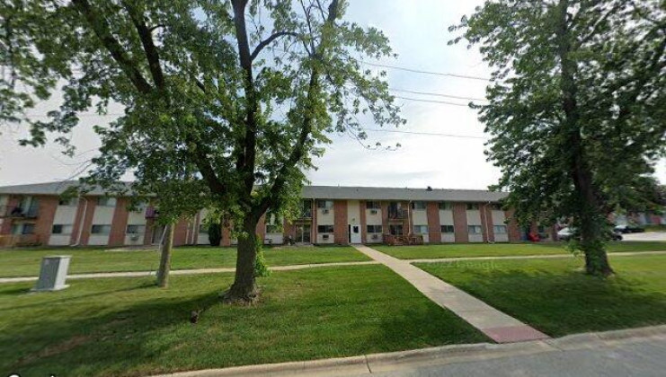 685 e fullerton #105, glendale heights, il 60139