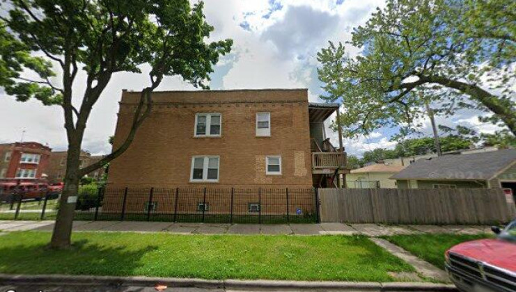 1652 n lotus ave, chicago, il 60639