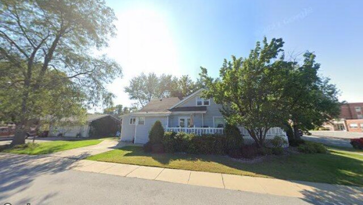 3673 randolph st, lansing, il 60438