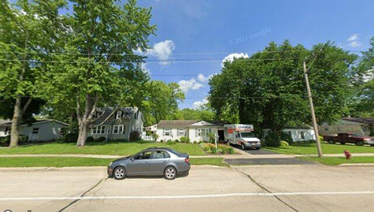 1614 tappan st, woodstock, il 60098