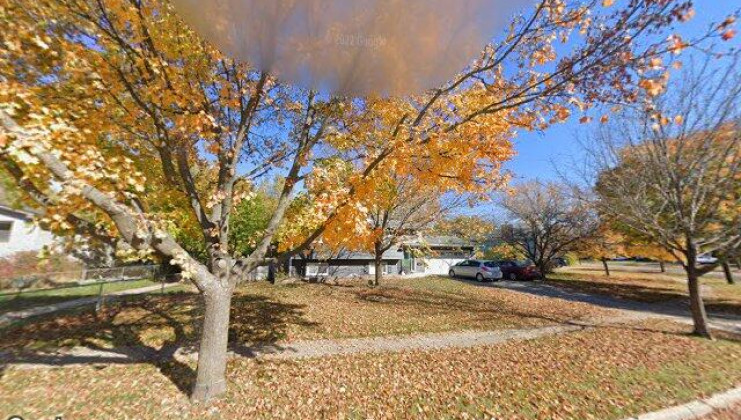 238 wellington dr, crystal lake, il 60014