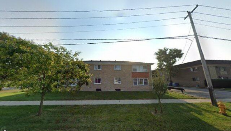 549 s green oaks ct, addison, il 60101