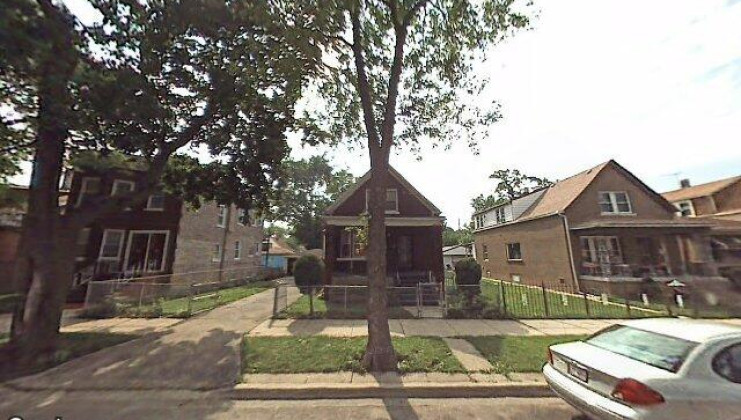 8942 s aberdeen st, chicago, il 60620