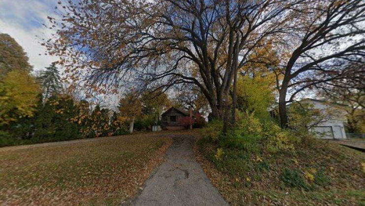 310 w state rd, island lake, il 60042