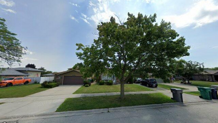 16813 89th ave, orland hills, il 60487