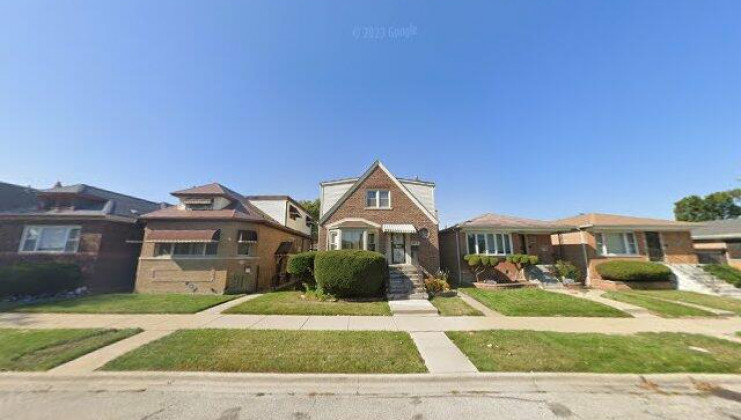 9216 s luella ave, chicago, il 60617