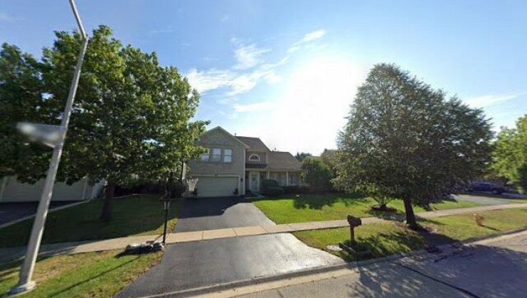 816 springbrook ln, bolingbrook, il 60490