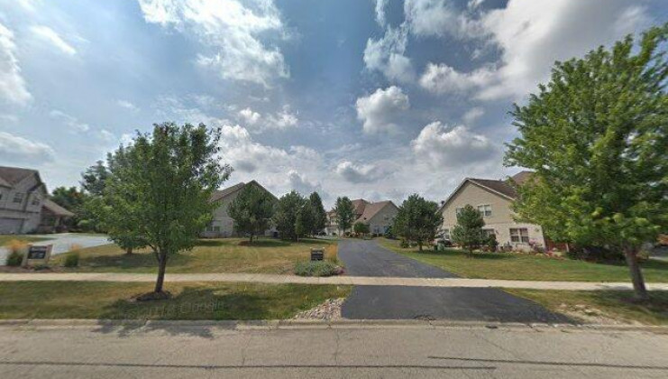 1245 e lacoma dr, lockport, il 60441