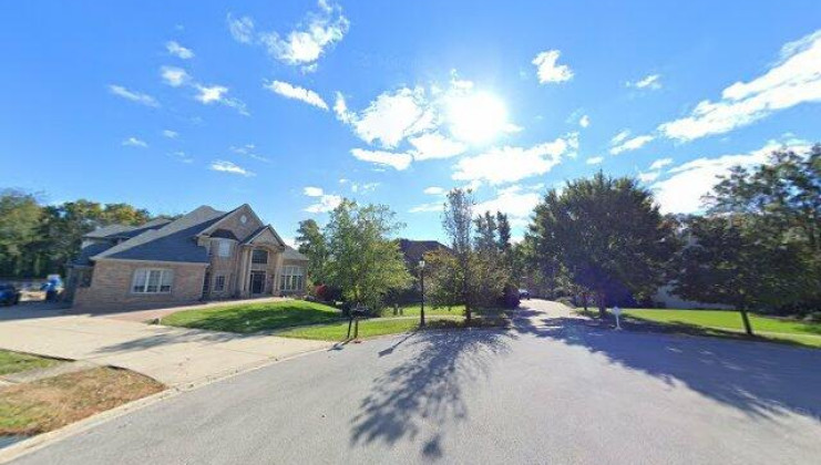 511 strathmore ct, bartlett, il 60103