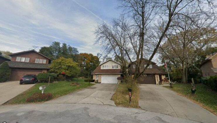 8315 helen ct, downers grove, il 60516