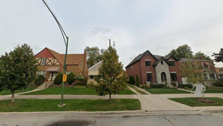 10849 s maplewood ave, chicago, il 60655