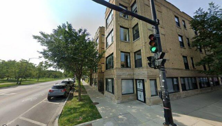 1154 n kedzie ave unit 202, chicago, il 60651