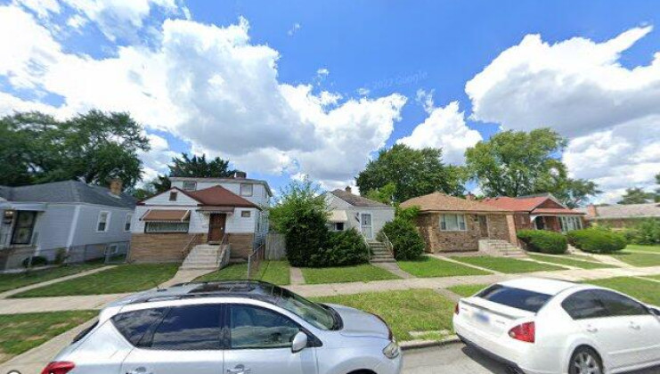 12338 s elizabeth st, calumet park, il 60827