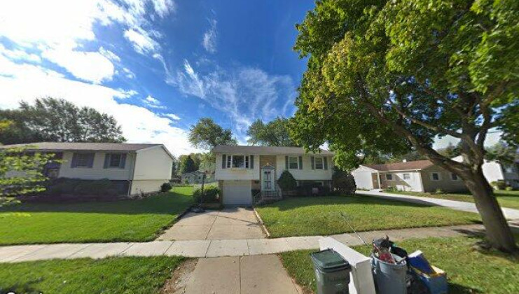 2403 oak ln, rolling meadows, il 60008