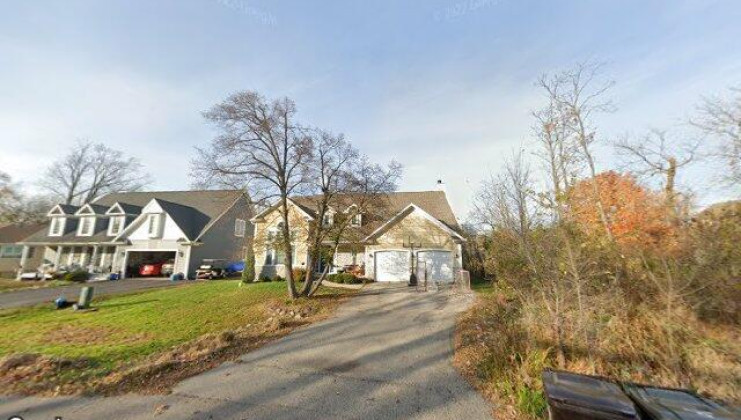 821 northshore dr, wauconda, il 60084