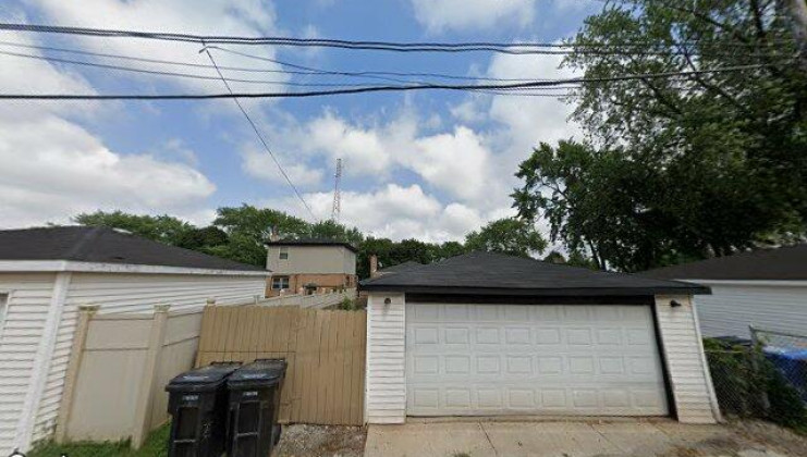12354 s indiana ave, chicago, il 60628