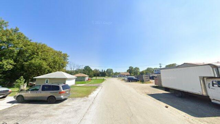 2508 w atlantic ave, waukegan, il 60085