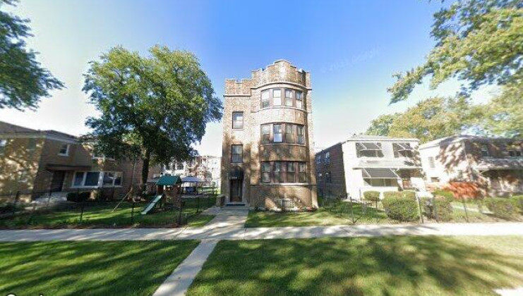 7710 s colfax ave, chicago, il 60649
