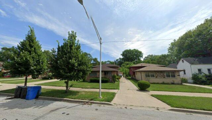 12533 s wentworth ave, chicago, il 60628