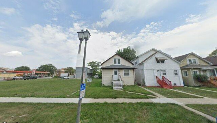 1011 s 2nd ave, maywood, il 60153