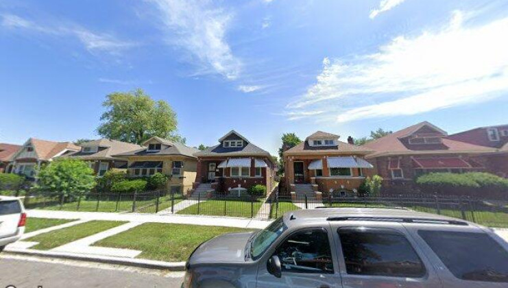 7523 s wolcott ave, chicago, il 60620